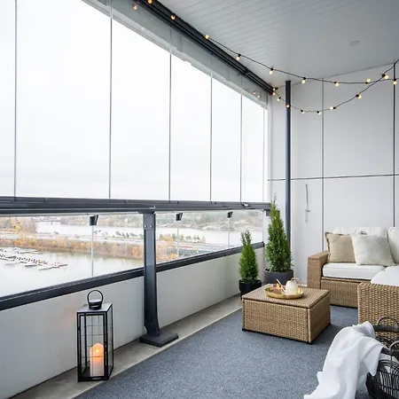 Apartmán Luxury Penthouse With Stunning Sea Views & Private Sauna