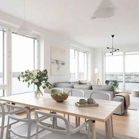 Apartmán Luxury Penthouse With Stunning Sea Views & Private Sauna *